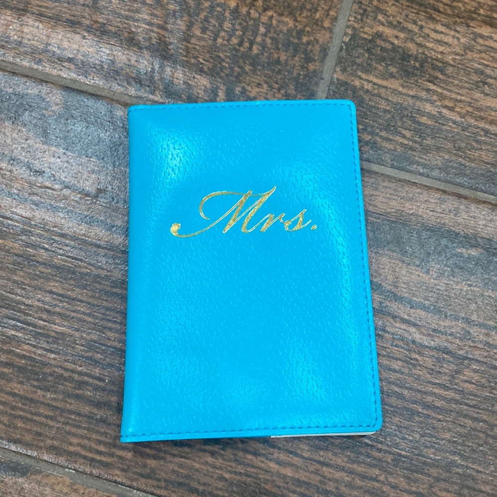 Kate spade “Mrs.” passport holder